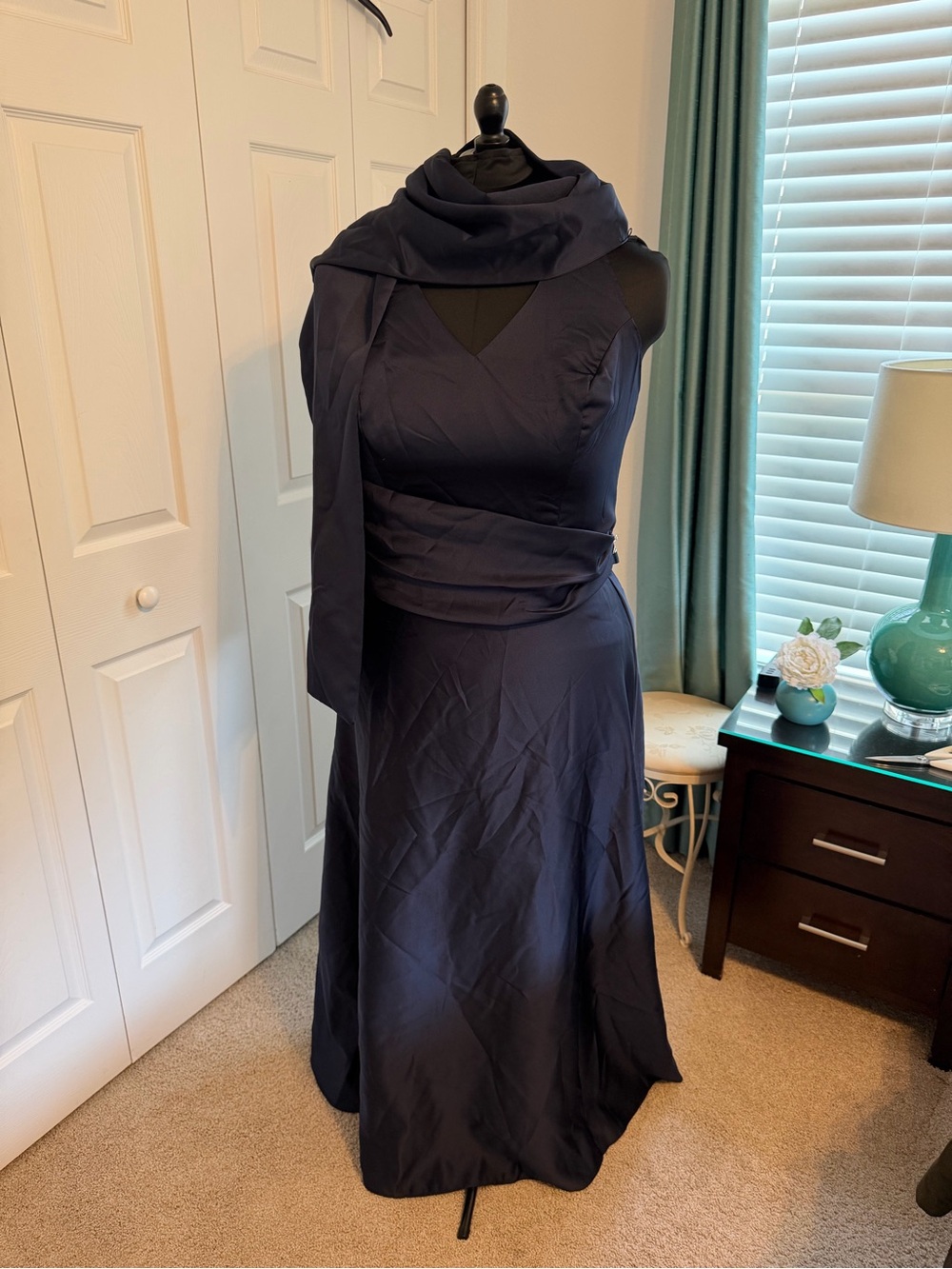 Mori Lee Elegant Navy Blue Sleeveless Evening Dress with Scarf
